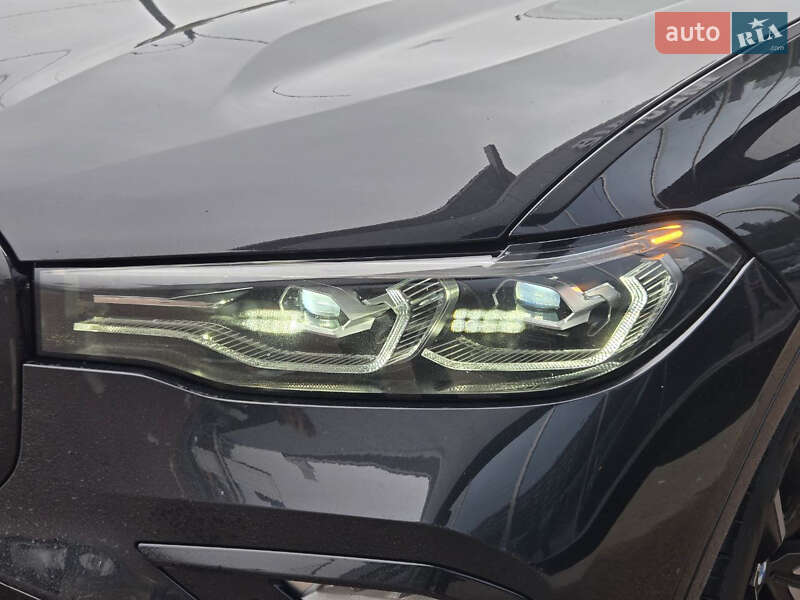 Внедорожник / Кроссовер BMW X7 2022 в Киеве