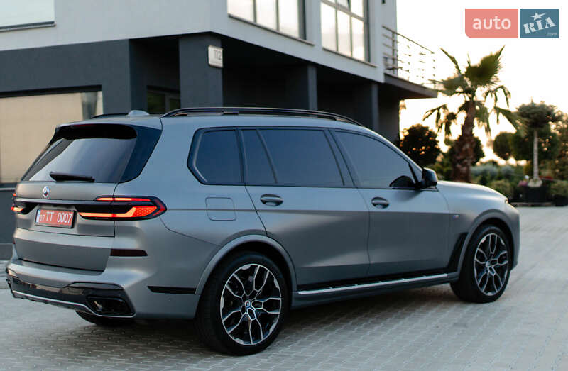 Внедорожник / Кроссовер BMW X7 2023 в Мукачево