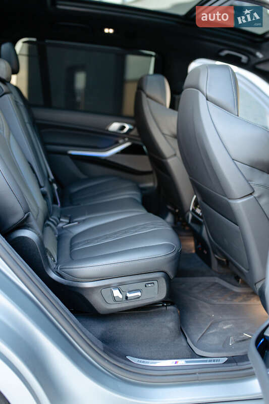 Внедорожник / Кроссовер BMW X7 2023 в Мукачево