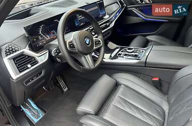 Внедорожник / Кроссовер BMW X7 2023 в 