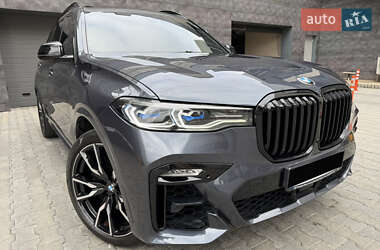 Внедорожник / Кроссовер BMW X7 2022 в 