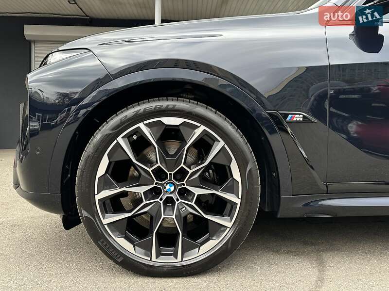 Внедорожник / Кроссовер BMW X7 2022 в Киеве