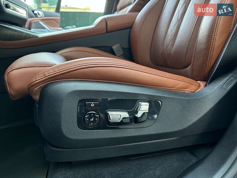 Внедорожник / Кроссовер BMW X7 2022 в Киеве