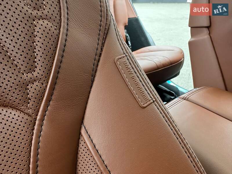 Внедорожник / Кроссовер BMW X7 2022 в Киеве