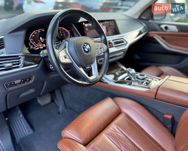Внедорожник / Кроссовер BMW X7 2020 в Киеве