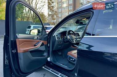 Внедорожник / Кроссовер BMW X7 2020 в 