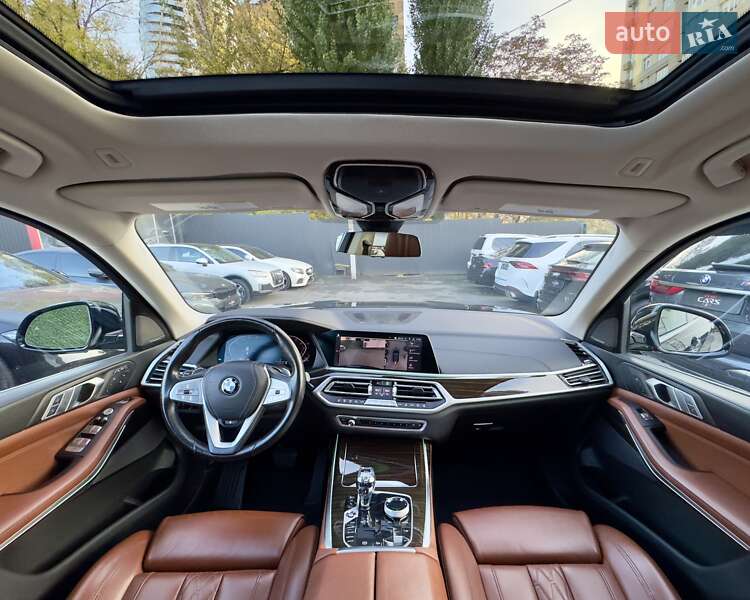 Внедорожник / Кроссовер BMW X7 2020 в Киеве
