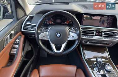 Внедорожник / Кроссовер BMW X7 2020 в 