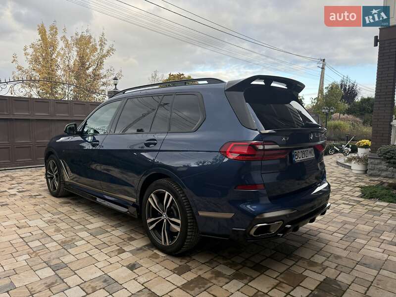 Внедорожник / Кроссовер BMW X7 2020 в Киеве