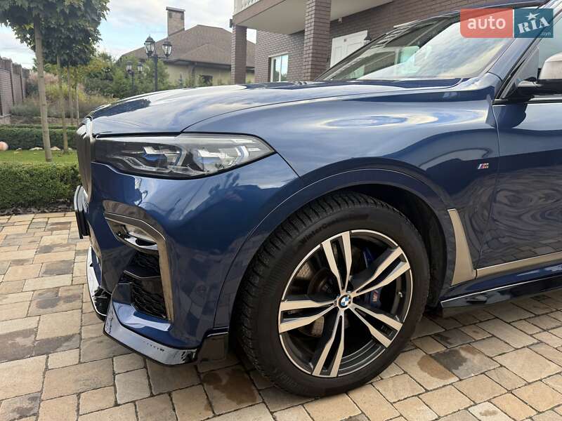 Внедорожник / Кроссовер BMW X7 2020 в Киеве