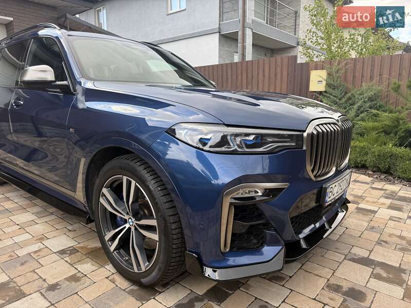 Внедорожник / Кроссовер BMW X7 2020 в Киеве
