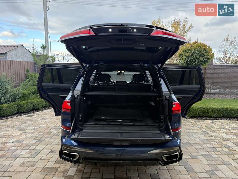 Внедорожник / Кроссовер BMW X7 2020 в Киеве