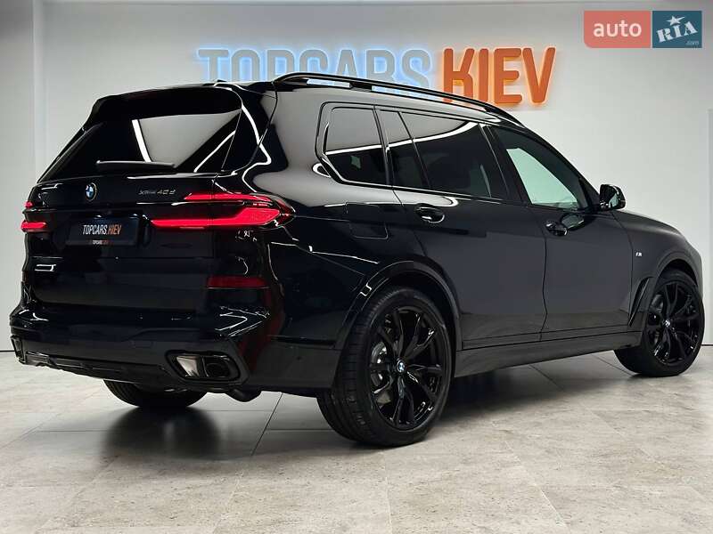Внедорожник / Кроссовер BMW X7 2025 в Киеве