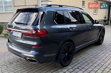 Внедорожник / Кроссовер BMW X7 2021 в 