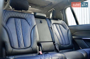 Внедорожник / Кроссовер BMW X7 2020 в  фото 57 Внедорожник / Кроссовер BMW X7 2020 в