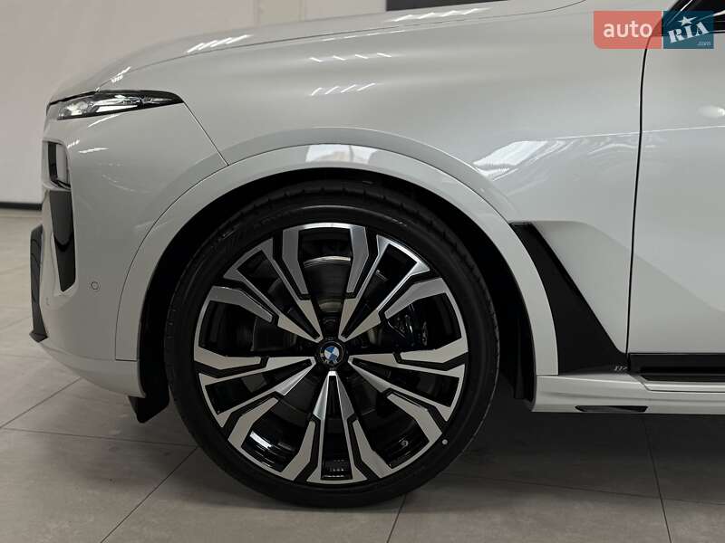 Внедорожник / Кроссовер BMW X7 2024 в Тернополе