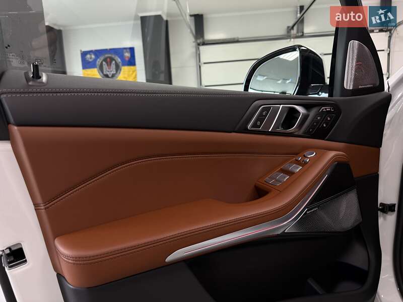 Внедорожник / Кроссовер BMW X7 2024 в Тернополе