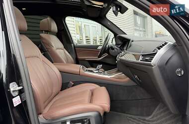Внедорожник / Кроссовер BMW X7 2021 в 