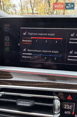 Внедорожник / Кроссовер BMW X7 2020 в 