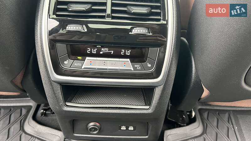 Внедорожник / Кроссовер BMW X7 2021 в Виннице