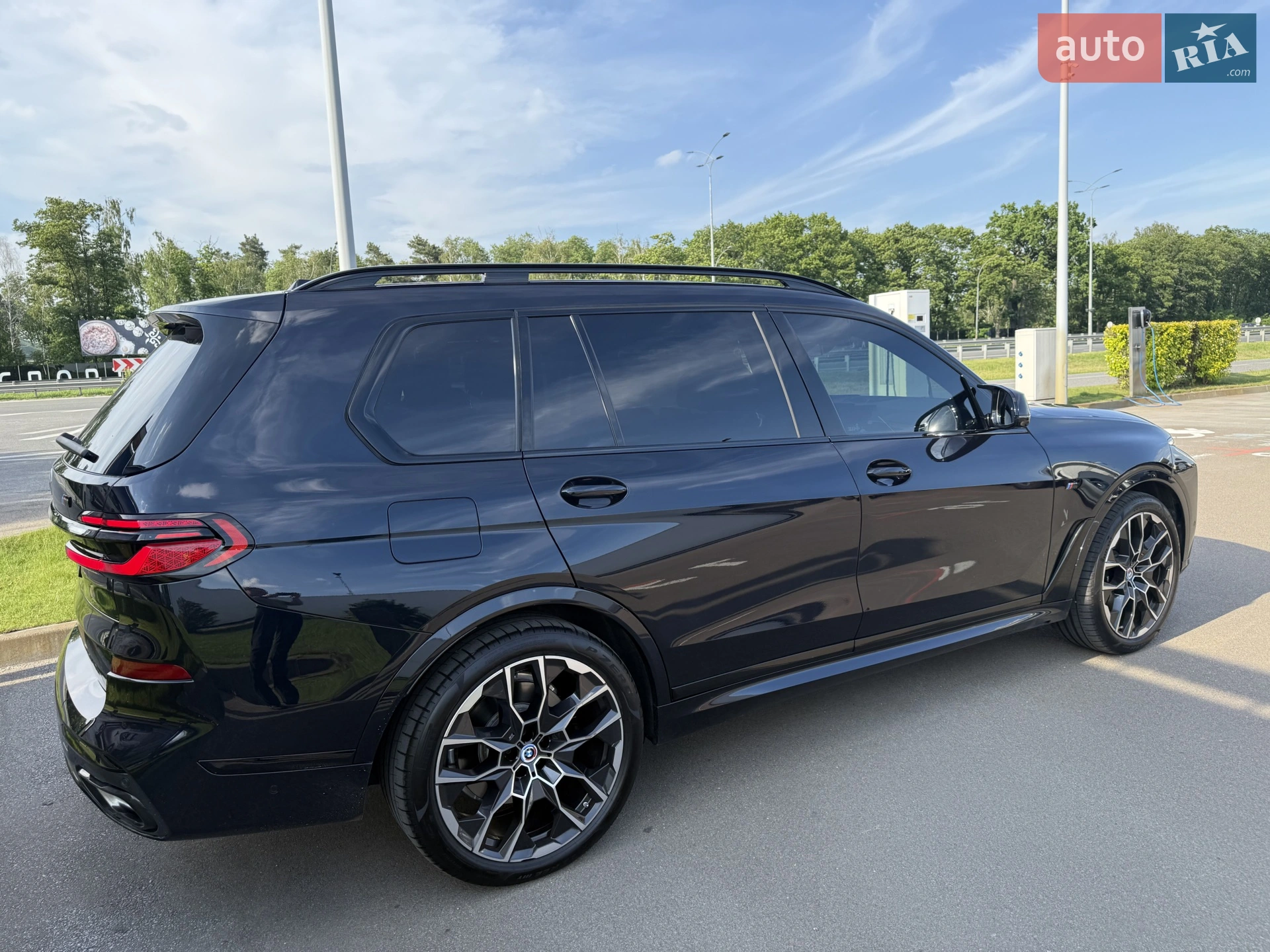 2024 BMW X7 - мініатюра 8