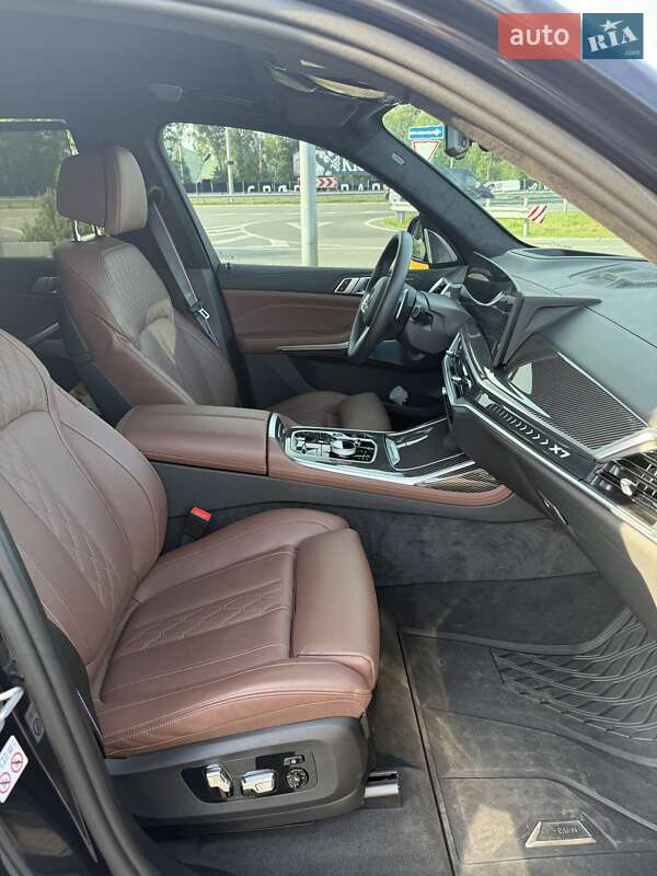 Внедорожник / Кроссовер BMW X7 2024 в Киеве фото 31 Внедорожник / Кроссовер BMW X7 2024 в Киеве