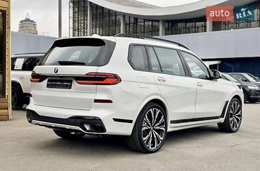 Внедорожник / Кроссовер BMW X7 2024 в 