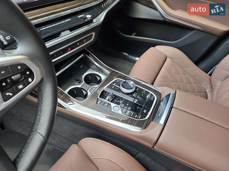 Позашляховик / Кросовер BMW X7 2025 в Одесі