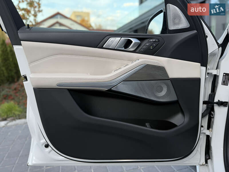 Позашляховик / Кросовер BMW X7 2021 в Львові фото 27 Позашляховик / Кросовер BMW X7 2021 в Львові