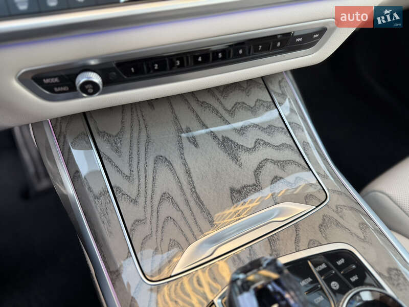 Позашляховик / Кросовер BMW X7 2021 в Львові фото 44 Позашляховик / Кросовер BMW X7 2021 в Львові