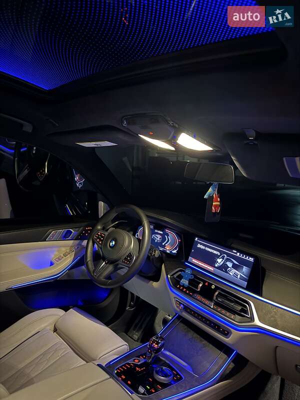 Внедорожник / Кроссовер BMW X7 2020 в Киеве