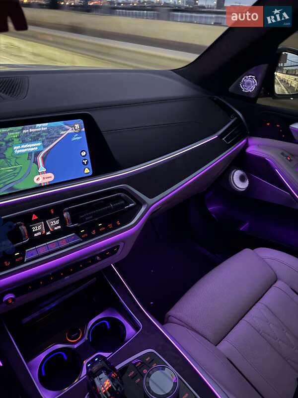 Внедорожник / Кроссовер BMW X7 2020 в Киеве