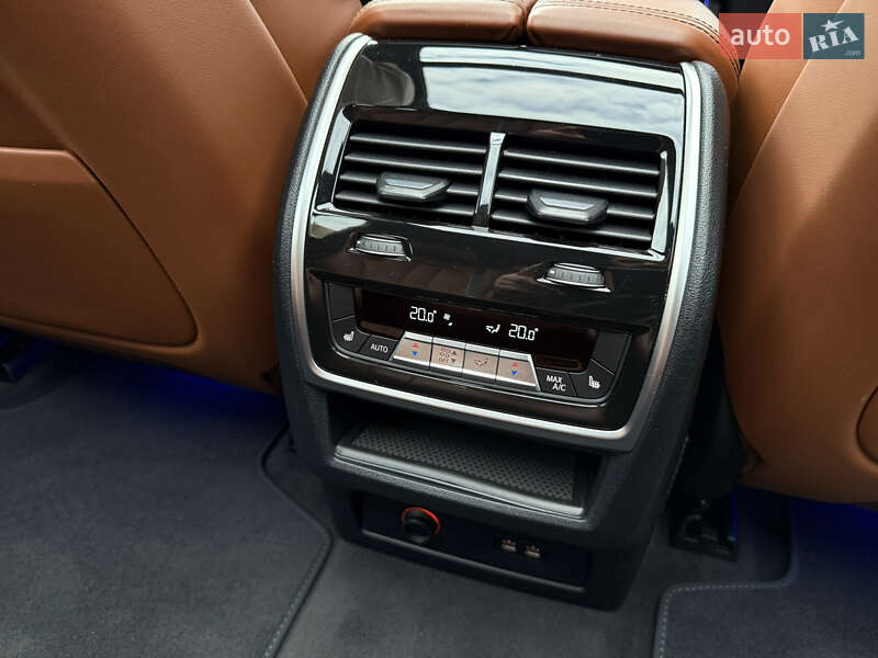 Позашляховик / Кросовер BMW X7 2022 в Києві