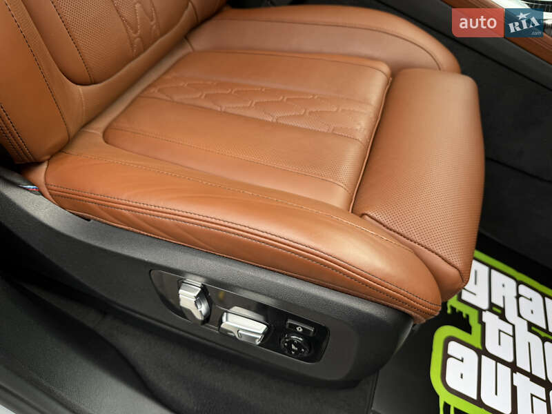 Позашляховик / Кросовер BMW X7 2022 в Києві