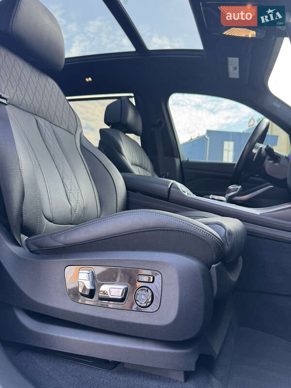 Внедорожник / Кроссовер BMW X7 2019 в Киеве фото 38 Внедорожник / Кроссовер BMW X7 2019 в Киеве