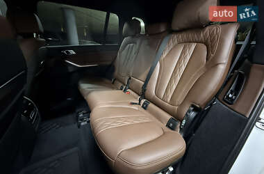 Внедорожник / Кроссовер BMW X7 2023 в  фото 22 Внедорожник / Кроссовер BMW X7 2023 в