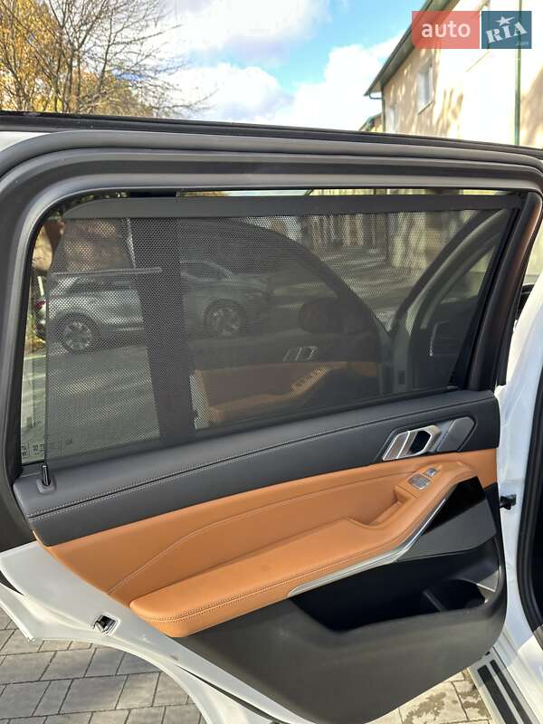 Внедорожник / Кроссовер BMW X7 2019 в Тернополе