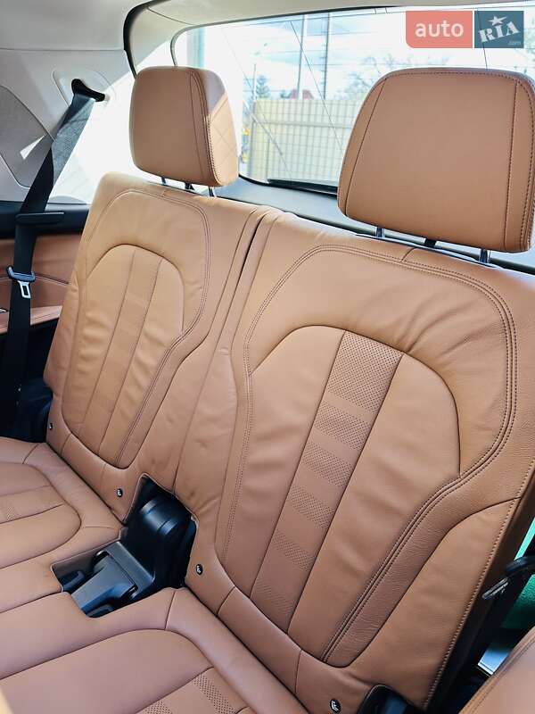 Внедорожник / Кроссовер BMW X7 2019 в Тернополе