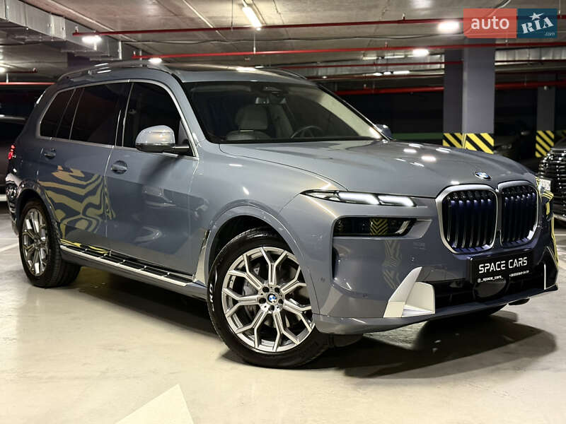 Внедорожник / Кроссовер BMW X7 2023 в Киеве