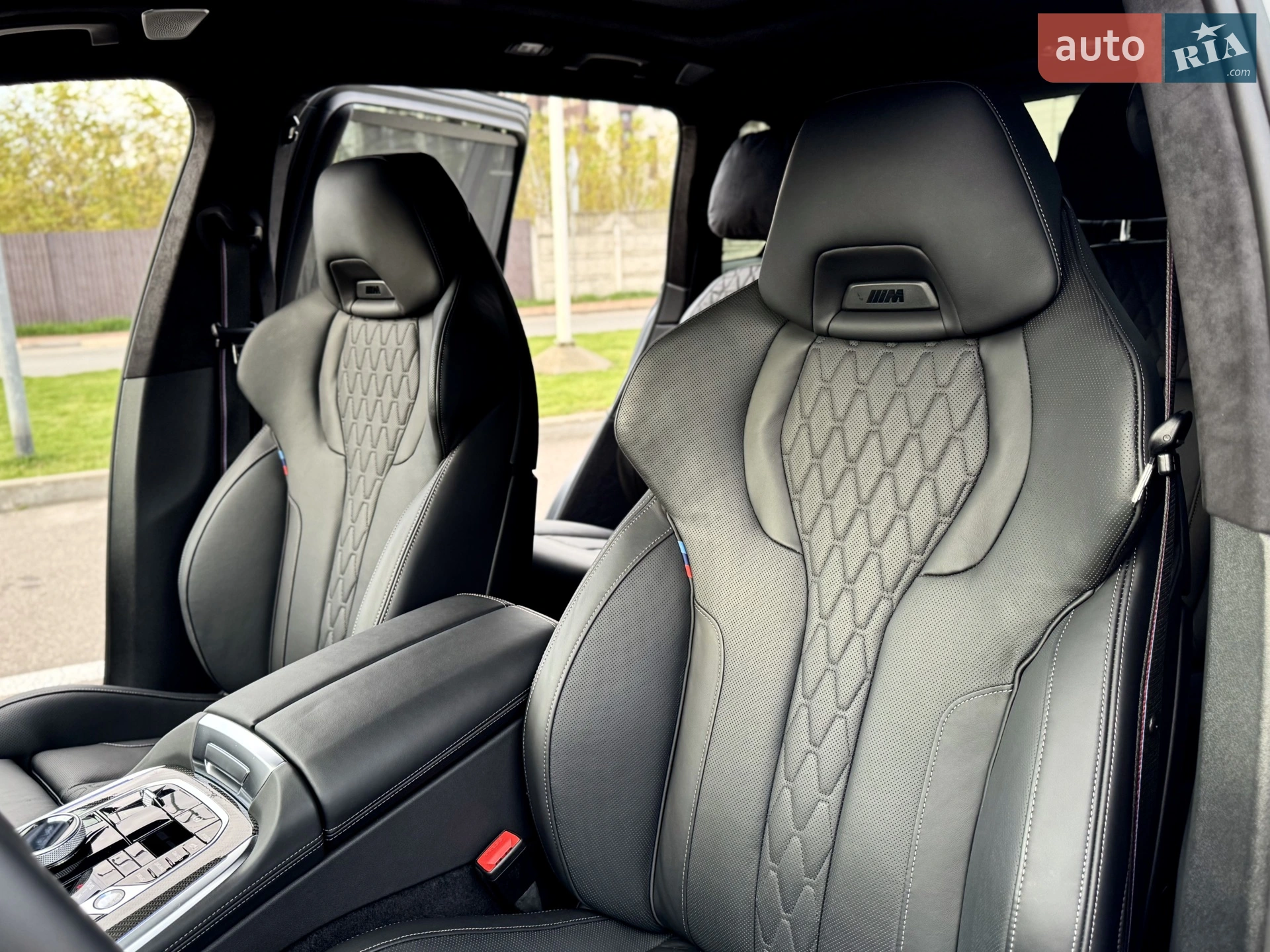2025 BMW X7 - мініатюра 33