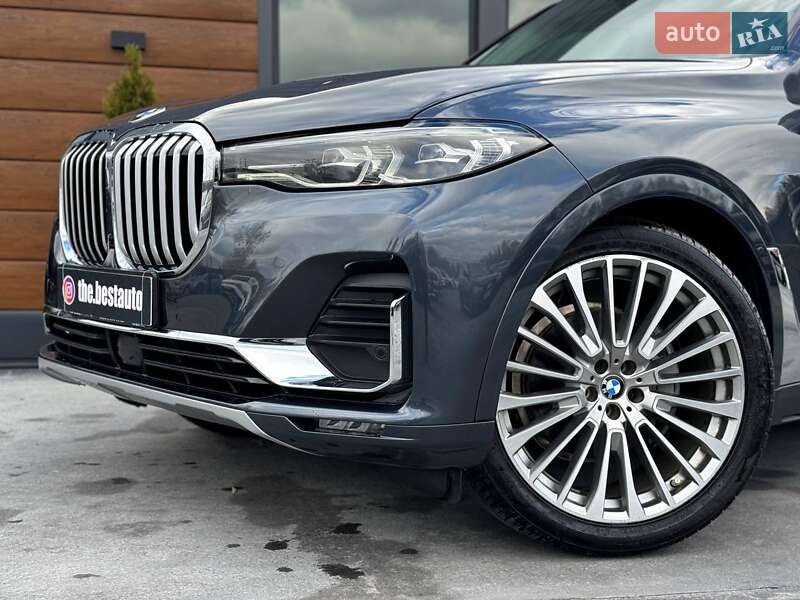 Внедорожник / Кроссовер BMW X7 2020 в Ровно