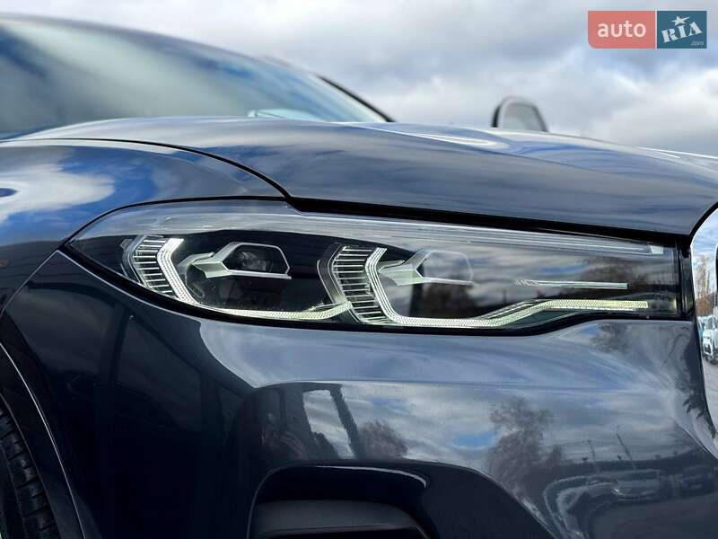 Внедорожник / Кроссовер BMW X7 2020 в Ровно