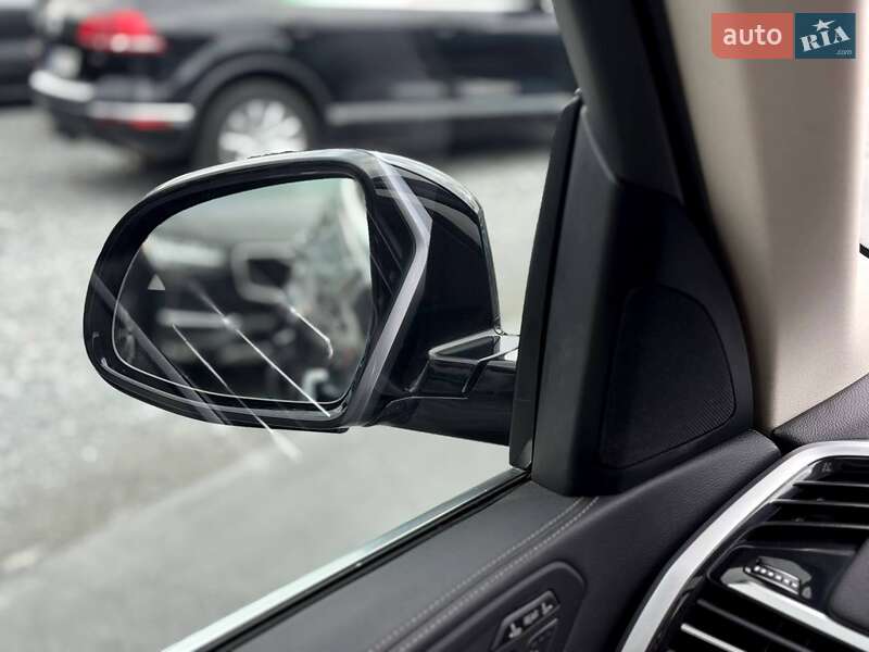 Внедорожник / Кроссовер BMW X7 2020 в Ровно