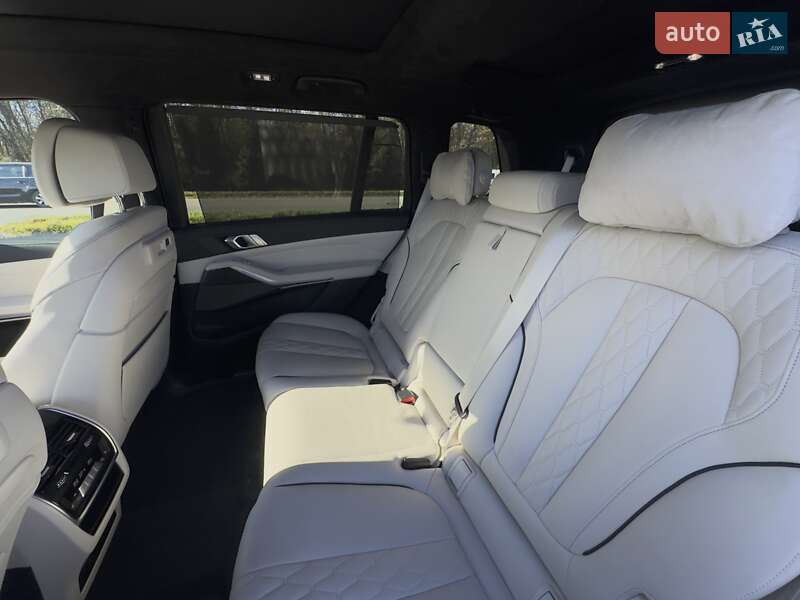 Внедорожник / Кроссовер BMW X7 2022 в Львове фото 13 Внедорожник / Кроссовер BMW X7 2022 в Львове