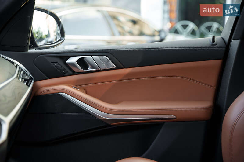 Внедорожник / Кроссовер BMW X7 2022 в Киеве