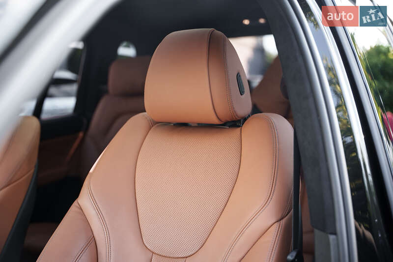 Внедорожник / Кроссовер BMW X7 2022 в Киеве