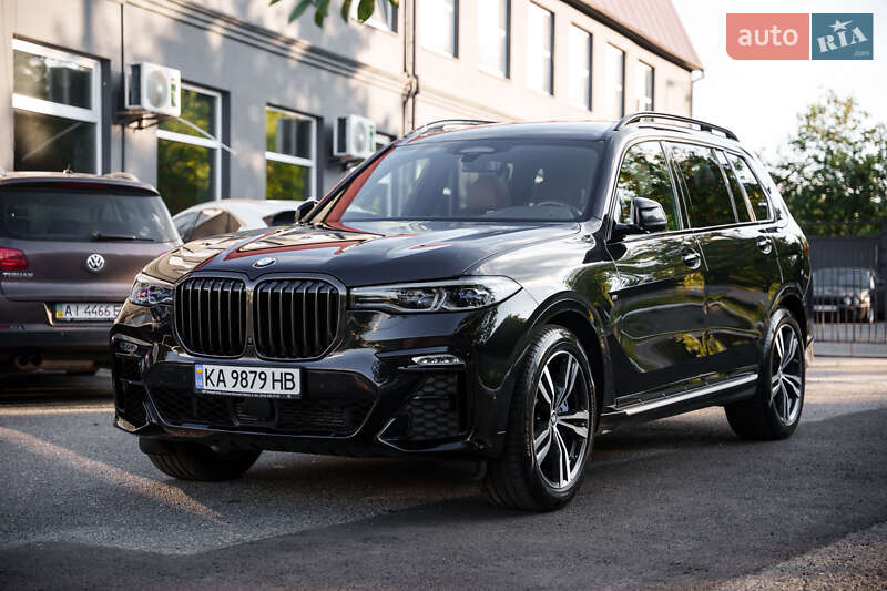 Внедорожник / Кроссовер BMW X7 2022 в Киеве