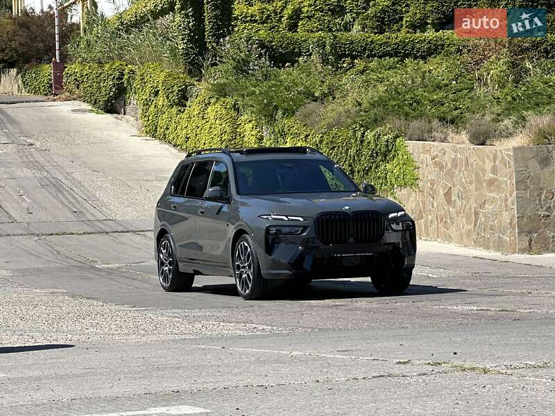 Внедорожник / Кроссовер BMW X7 2024 в Одессе фото 10 Внедорожник / Кроссовер BMW X7 2024 в Одессе