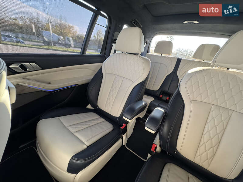 Внедорожник / Кроссовер BMW X7 2021 в Львове фото 42 Внедорожник / Кроссовер BMW X7 2021 в Львове