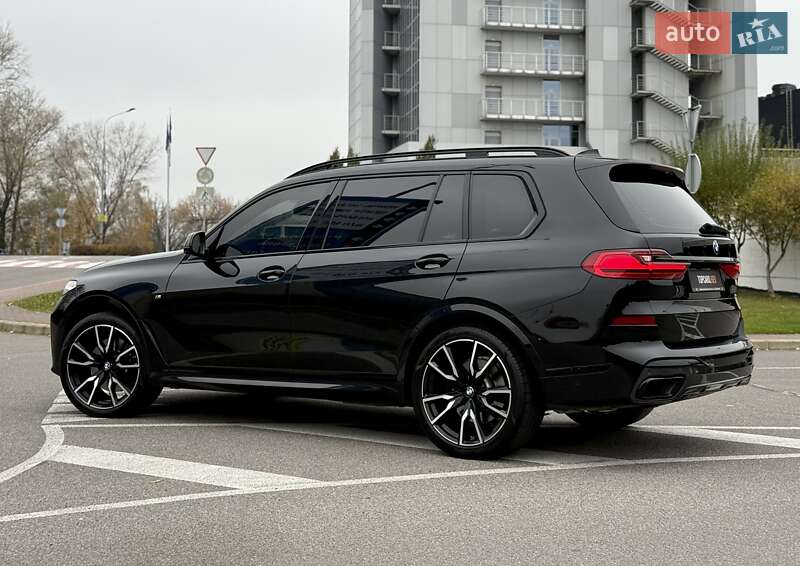 Позашляховик / Кросовер BMW X7 2022 в Києві